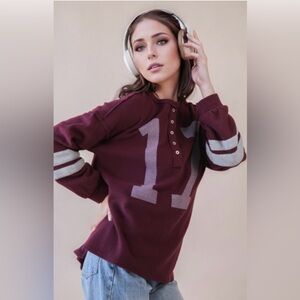 Oversized Women's Burgundy Sweater with Gray Accents